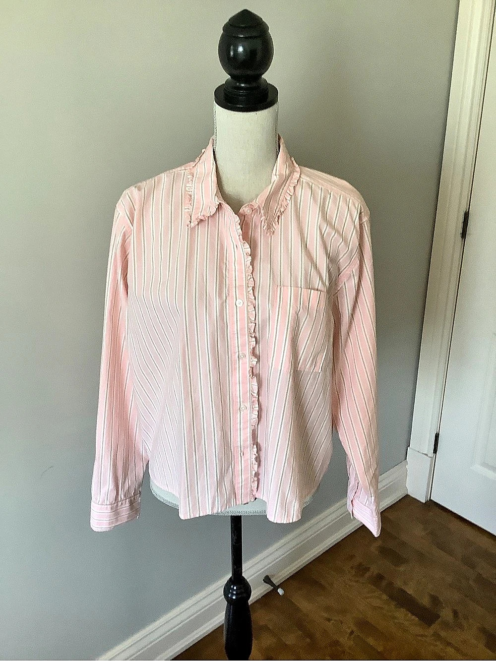 Vintage Lands' End Poplin Ruffle Collar Shirt Pink & White Size XL, 100% Cotton